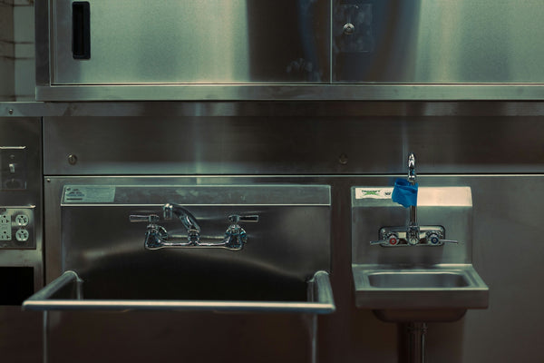 Qualité de l’eau en restauration collective et CHR : quelles obligations en 2026 ?